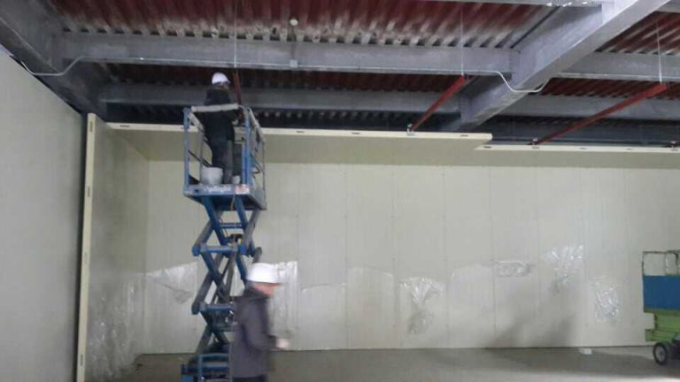 가락공판장물류센터 냉동판넬작업